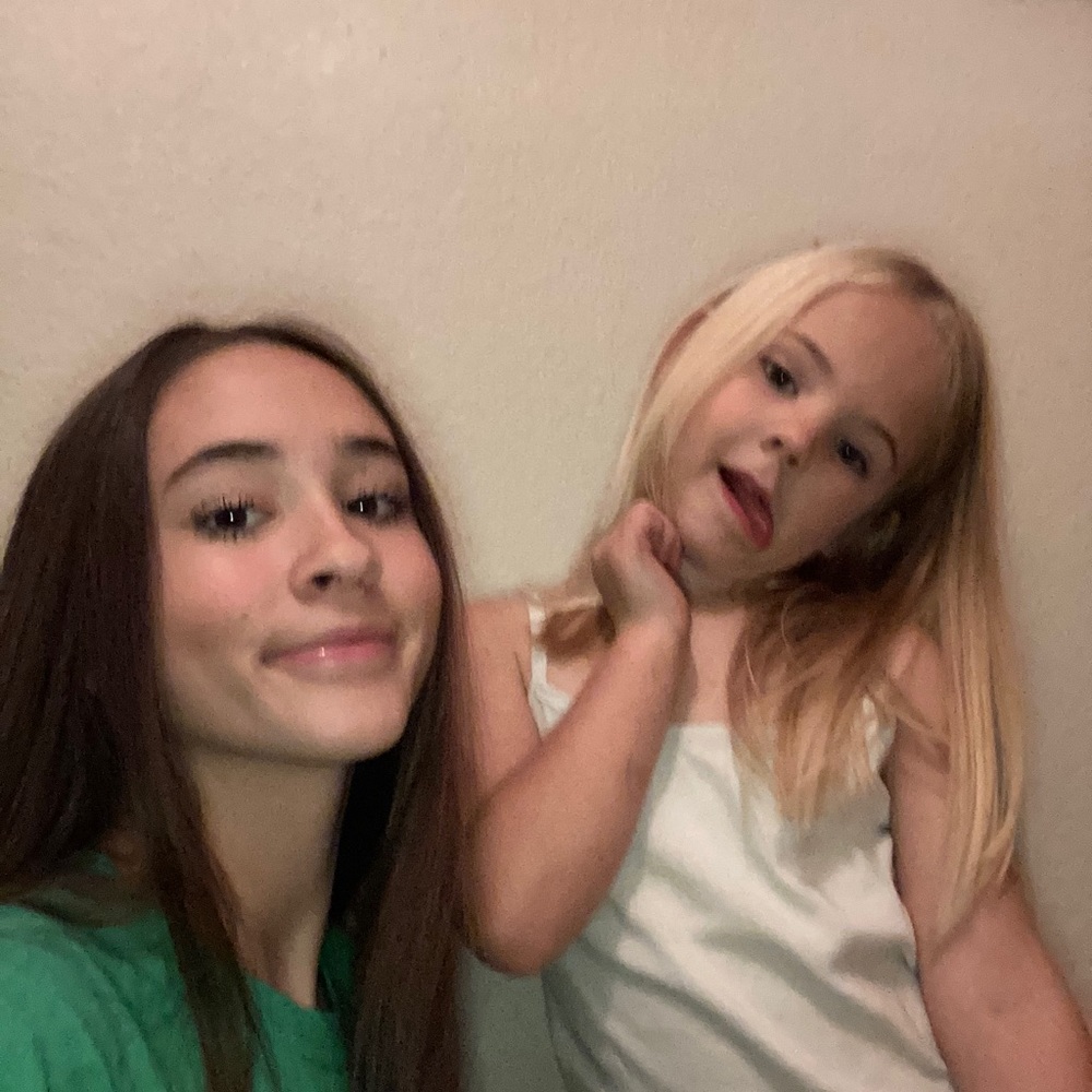 Meet your Posher, Katelyn